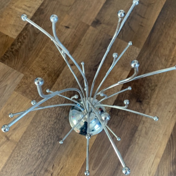 Vintage Ornament Tree - Picture 4 of 10